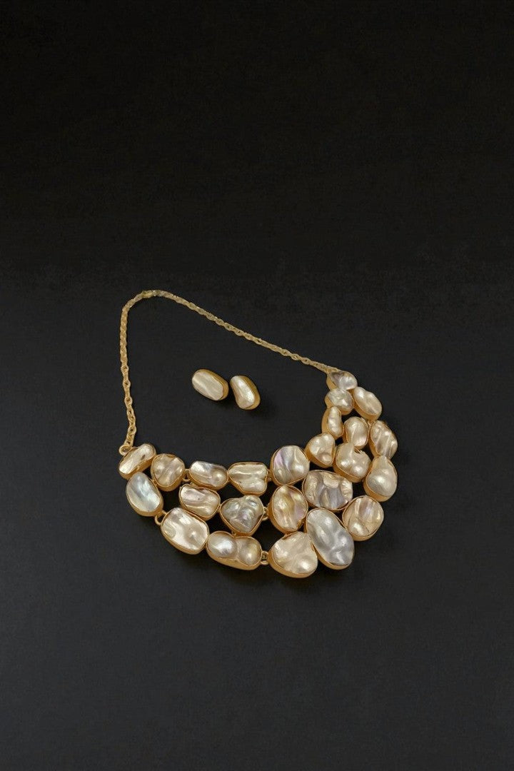 Sundari real pearl set