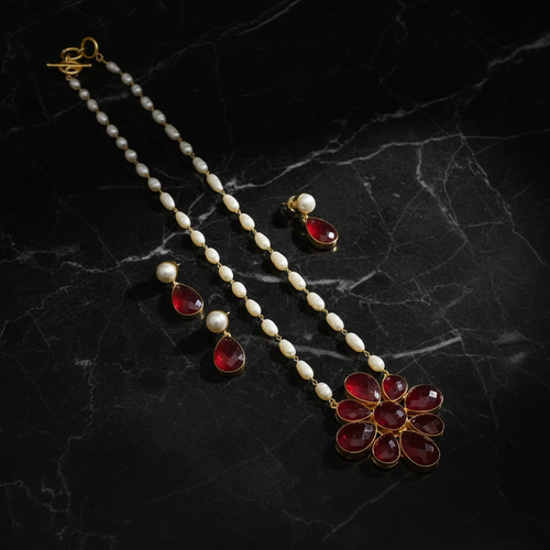 Umika Real Pearl Set - Elegant Gold-Plated Necklace & Earrings