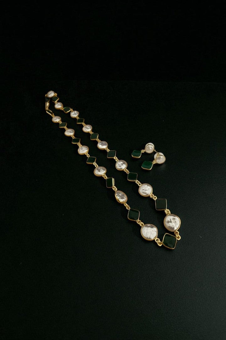 Yashodhra baroque pearl mala set