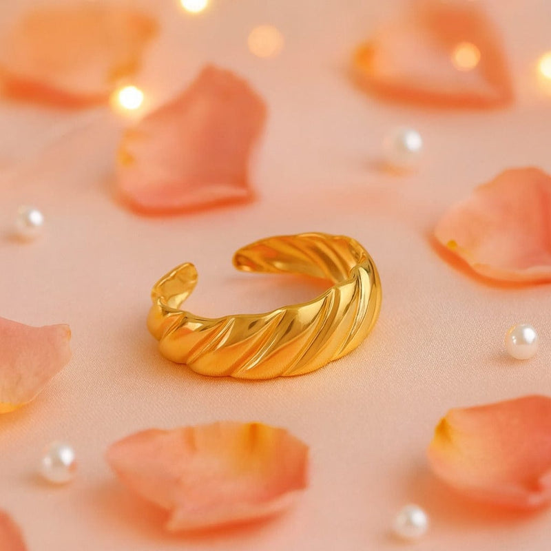 Zoniva Ring 18k Gold Plated Stainless Steel Tarnish Free Waterproof Female Jewellery