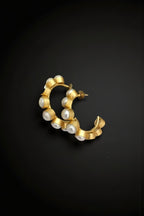 Zooni real pearl fusion hoops