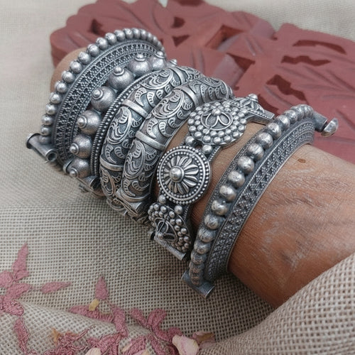 Aganya kreation Bangles Vriksha Bangle Set - Premium Antique Silver Brass Kadas 2.4