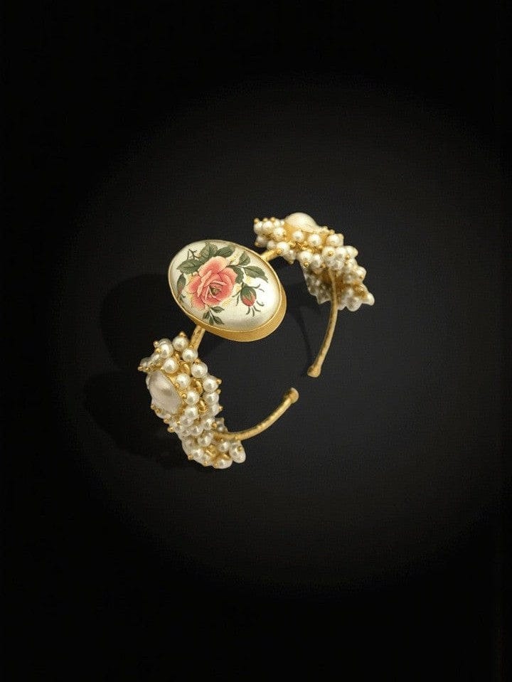 Aganya kreation Bracelets Real Pearl Glamzie Bracelet - Elegant & Unique Design