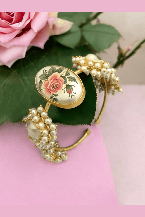 Aganya kreation Bracelets Real Pearl Glamzie Bracelet - Elegant & Unique Design