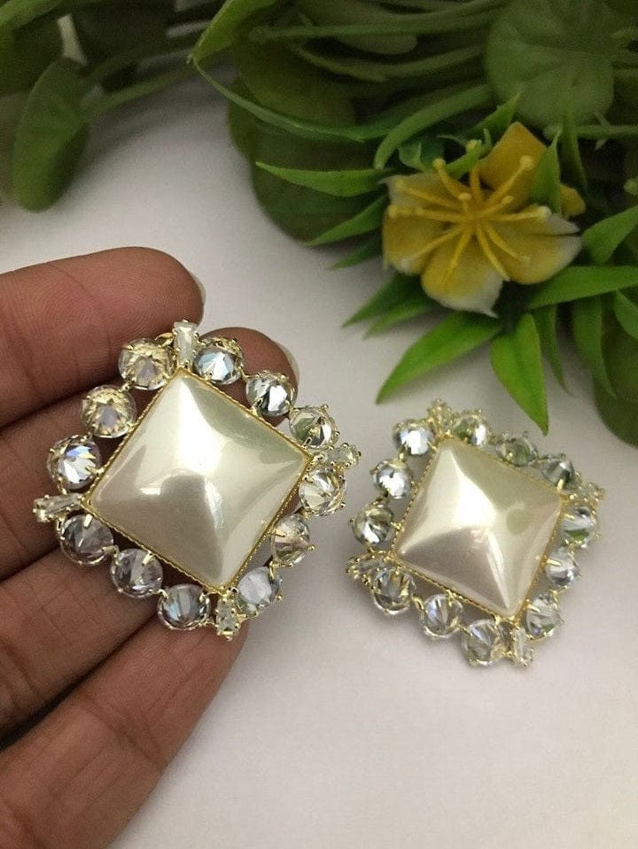 Aganya kreation Earrings Tamaira Classy Earrings - Elegant Anti-Tarnish Pearl Design