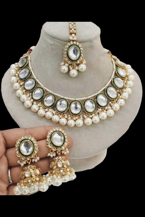 Aganya kreation jewelry Sets Exquisite Ekansha Kundan Set - Elevate Your Style