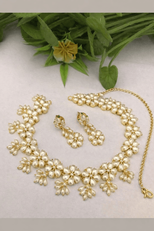 Aganya kreation jewelry Sets Real Pearl Gaurangi Flower Design Sleek Set - Aganya Kreation