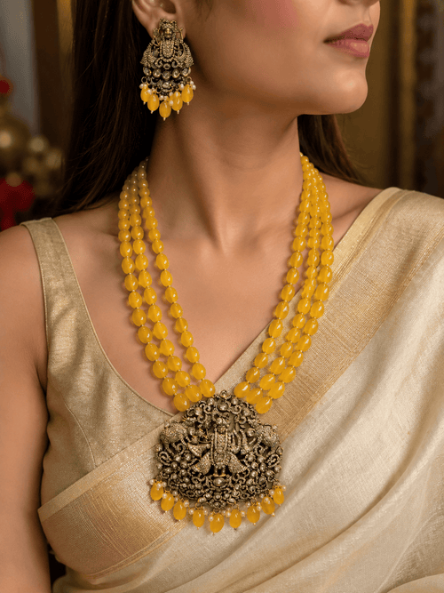 Aganya kreation jewelry Sets Sayali Jagganath Set - Exquisite Handcrafted Kundan Jewelry Yellow semi precious onyx beads