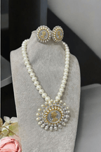 Aganya kreation jewelry Sets Vaidehi Pearl & Kundan Ginni Set - Elegant Jewelry
