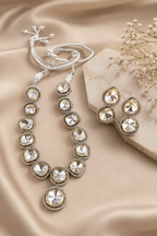 Aganya kreation Necklaces Vaarni Kundan Set - Exquisite Ethnic Jewelry for Every Occasion