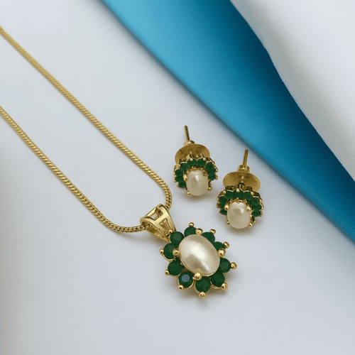 Aganya kreation Pendant sets Real Pearl Sanskruti Sleek Pendant Set - Elegant Jewelry Emerald green