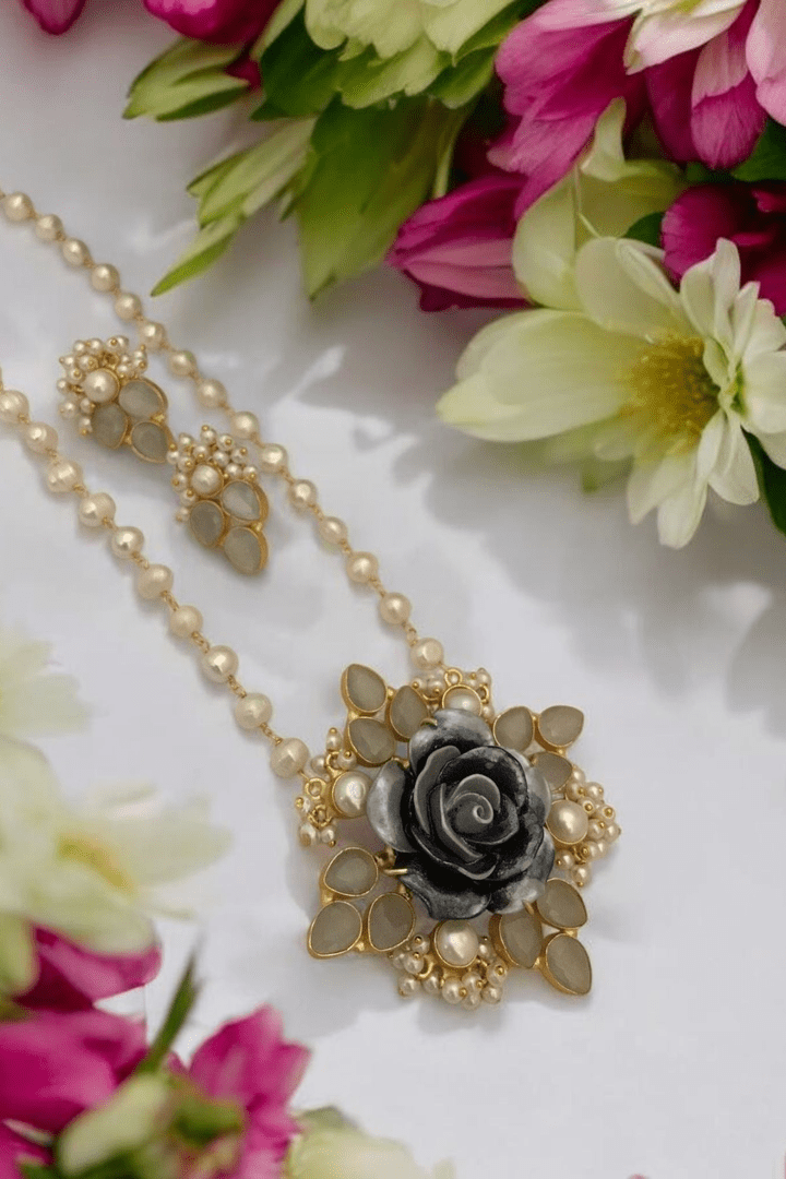 Aganya kreation Real pearl set Elegant Prajhakta Real Pearl Set - Timeless Brass Jewelry