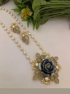 Aganya kreation Real pearl set Elegant Prajhakta Real Pearl Set - Timeless Brass Jewelry