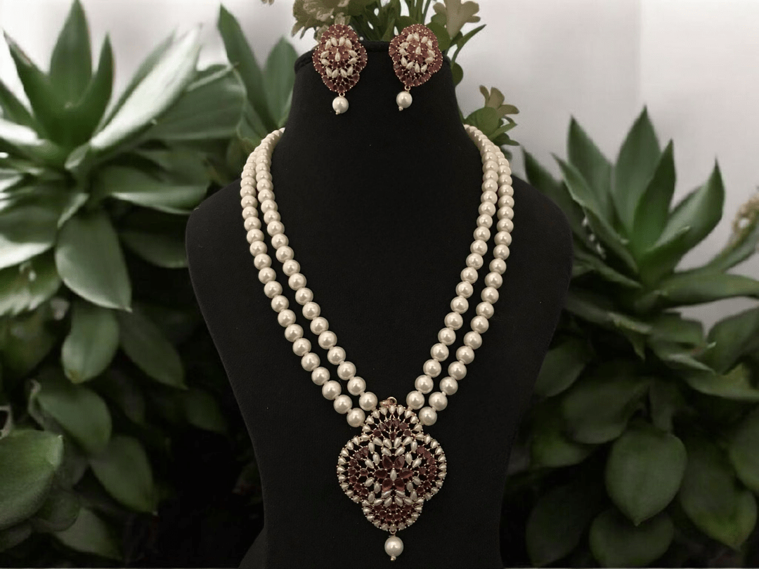 Mahika real pearl set