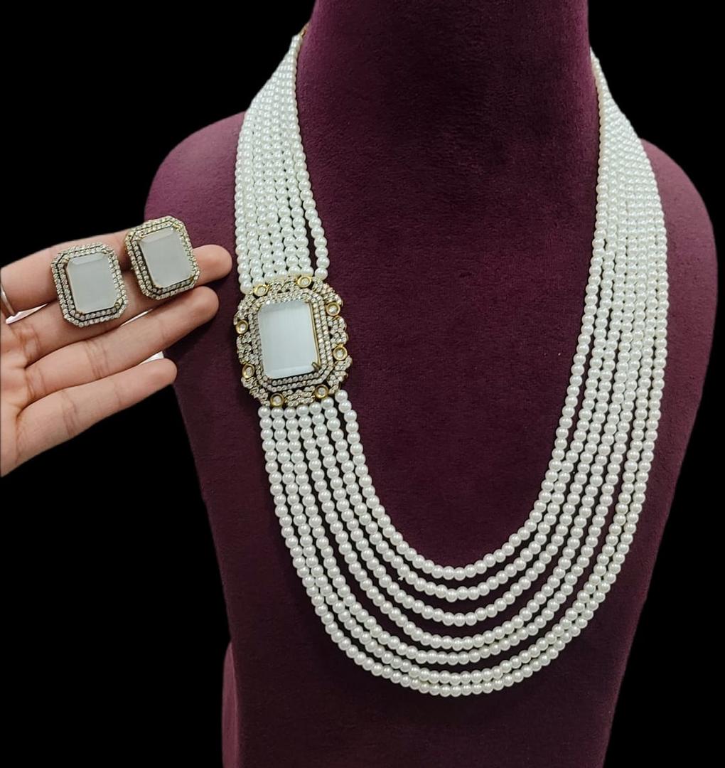 Sarika designer set