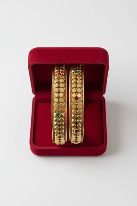 Ashtpaillu taude bangles