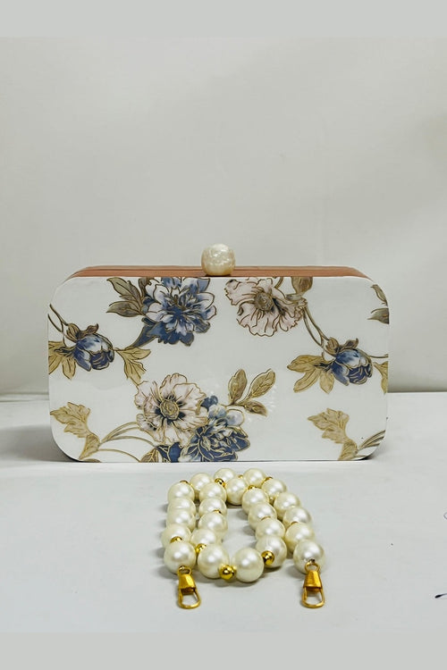 Sabia printed wooden clutch