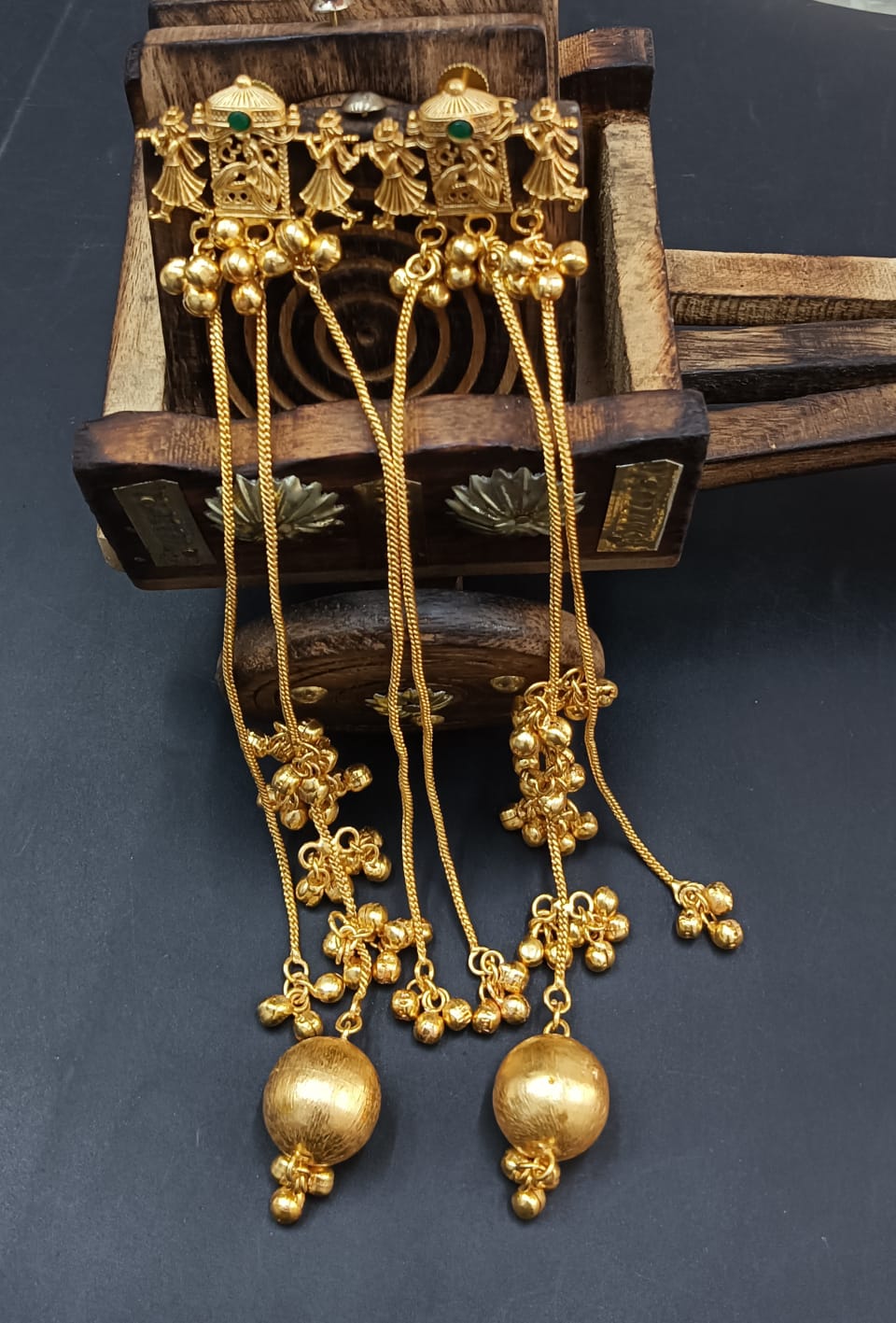 Baraat kashmiri kundan jhumka