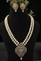 Rhea real pearl set