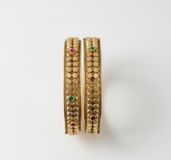 Ashtpaillu taude bangles