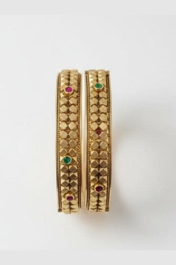 Ashtpaillu taude bangles