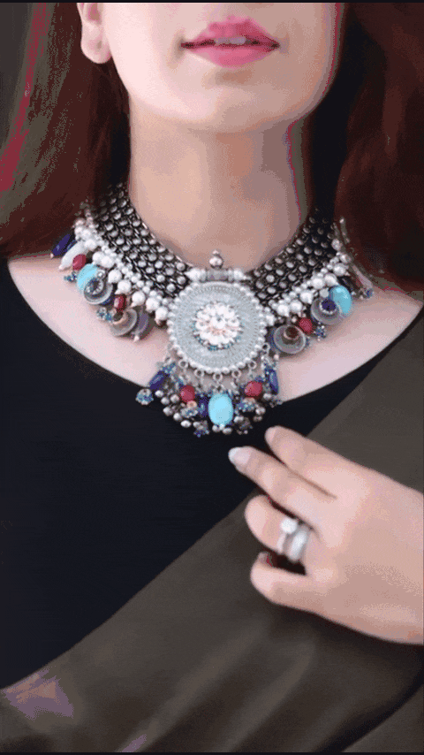 Aaira necklace