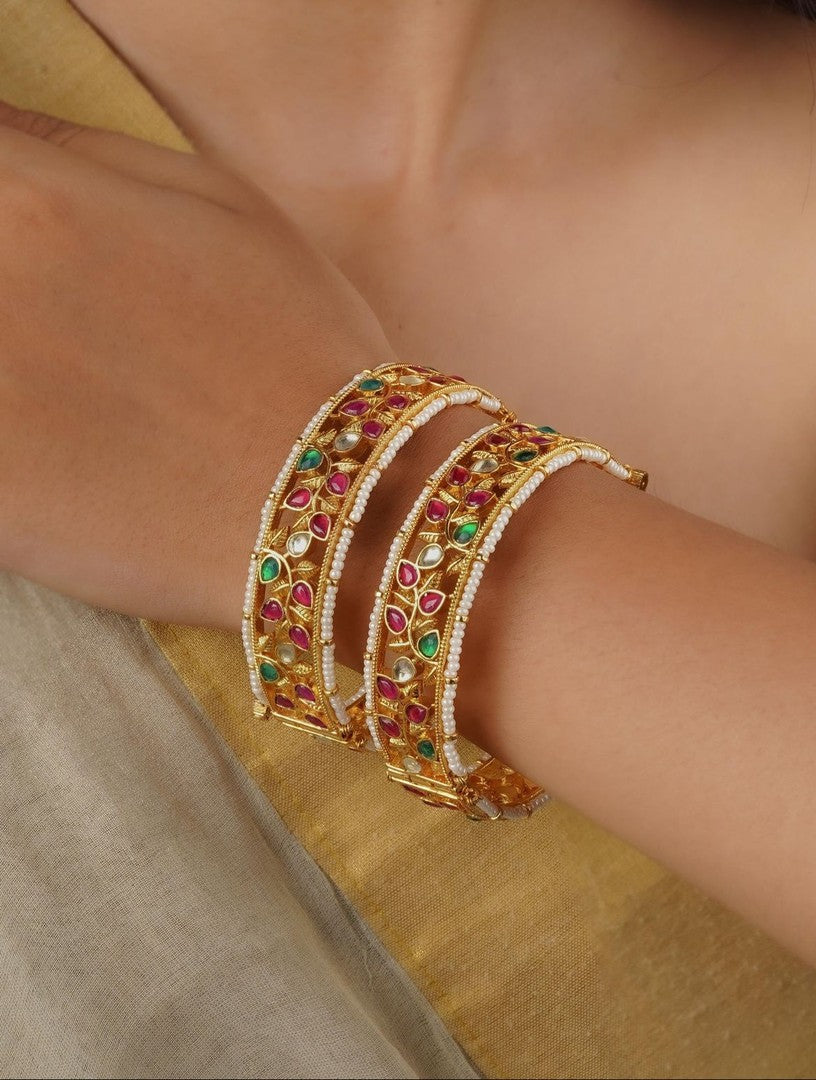 Polki pachi kundan naina bangles