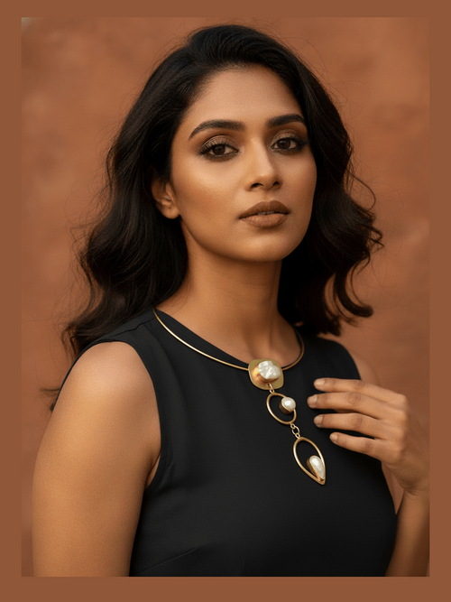 Real pearl capri necklace