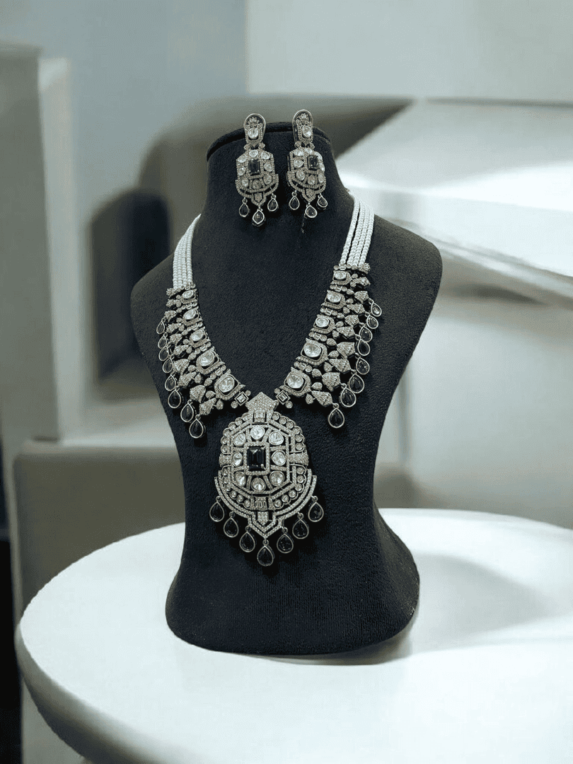 Jagravi polki kundan set