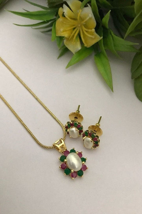 Real pearl Sanskruti sleek pendant set