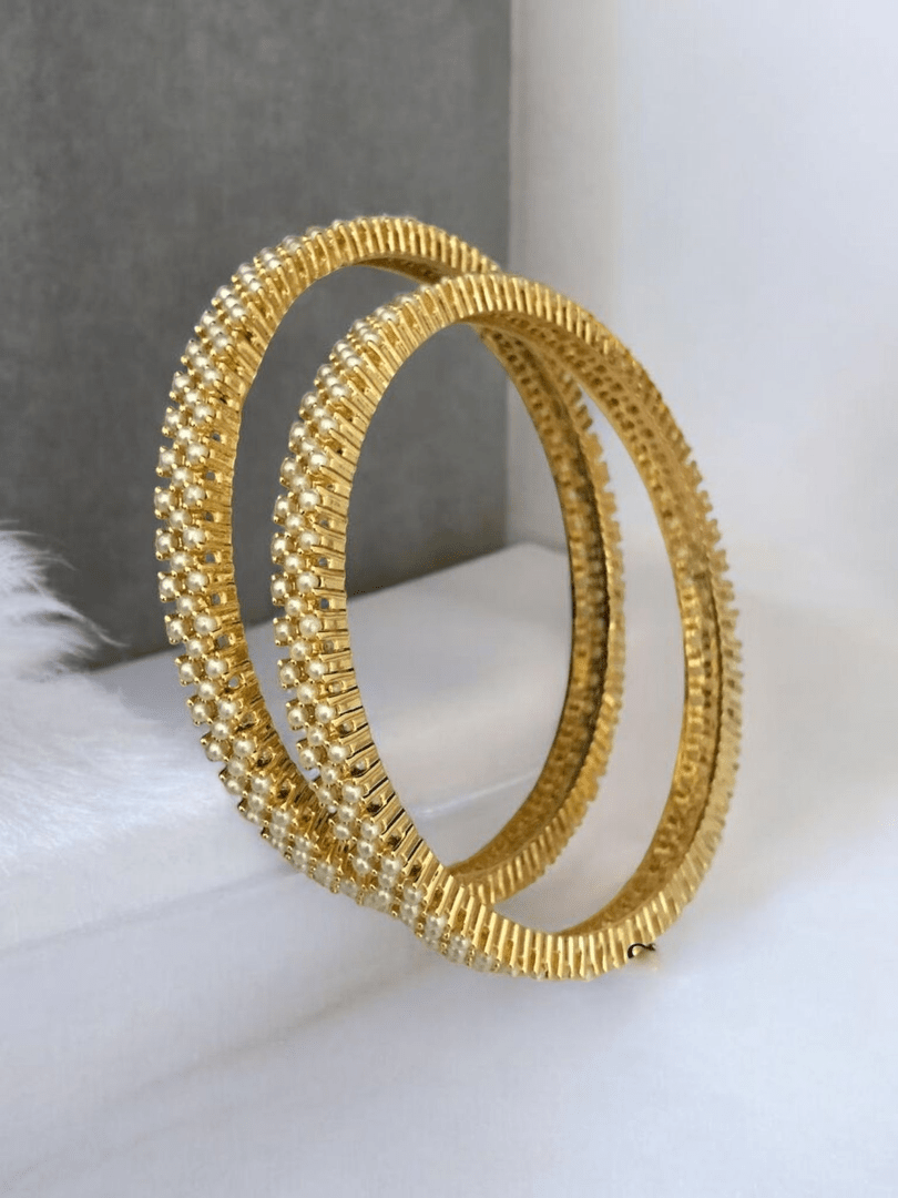 Hiya real pearl bangles