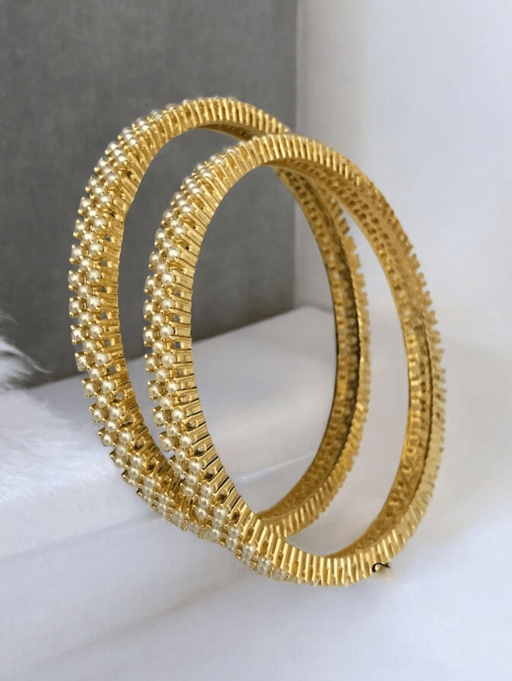 Hiya real pearl bangles