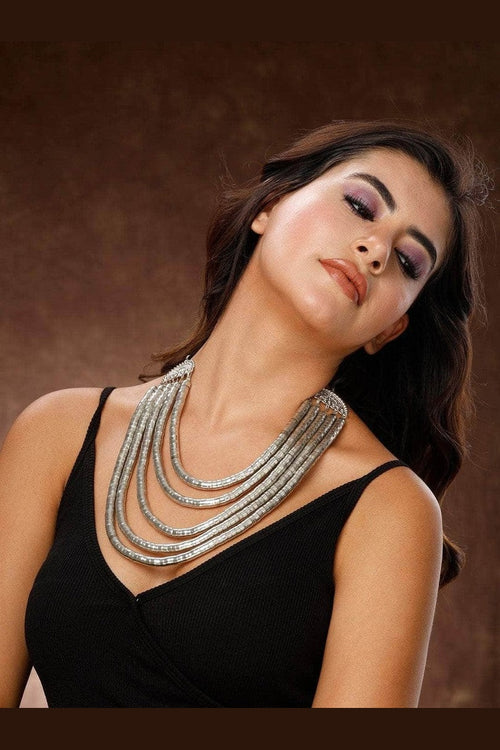 Rewa spiral necklace