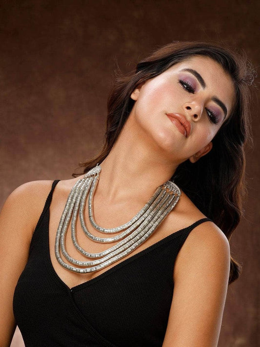Rewa spiral necklace