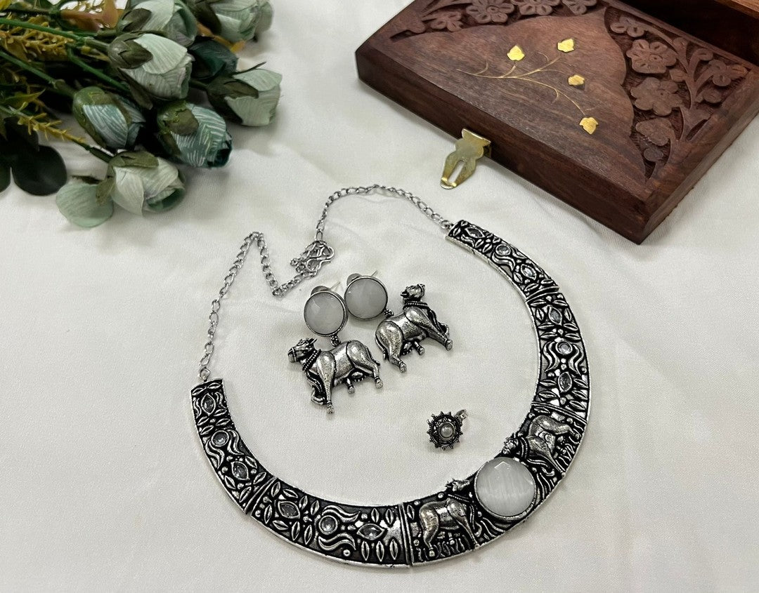 Antique hasli Anveksha set