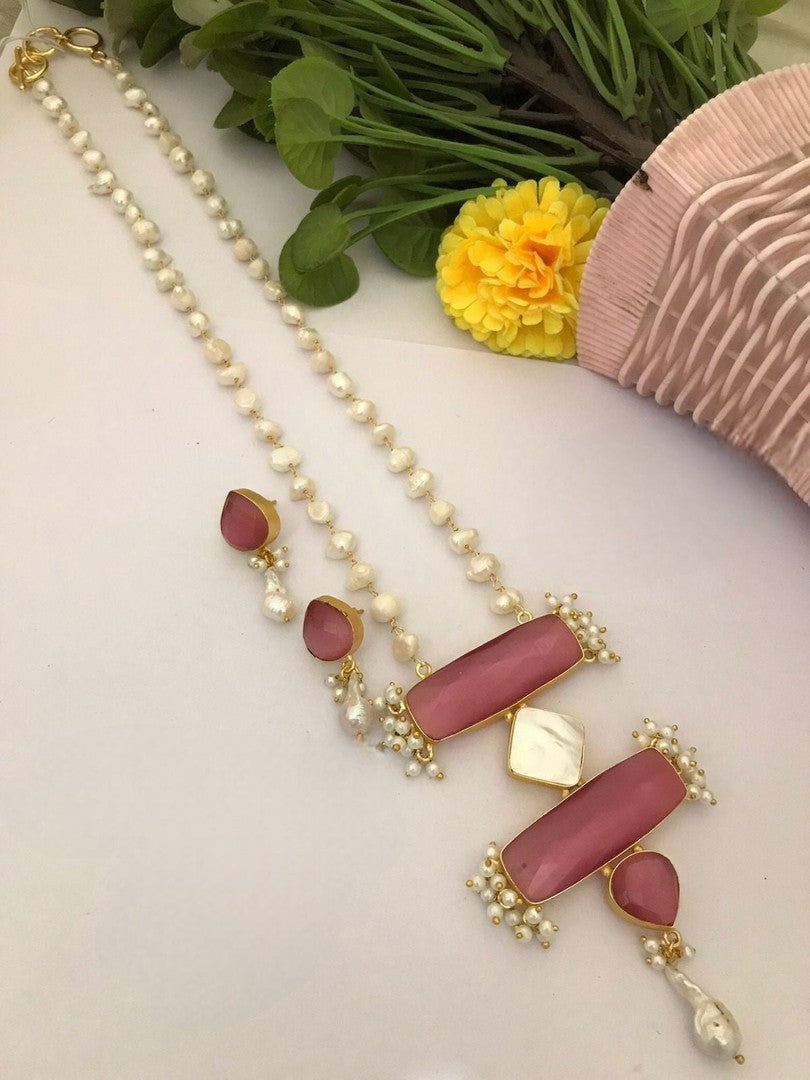 Moulisha real pearl set