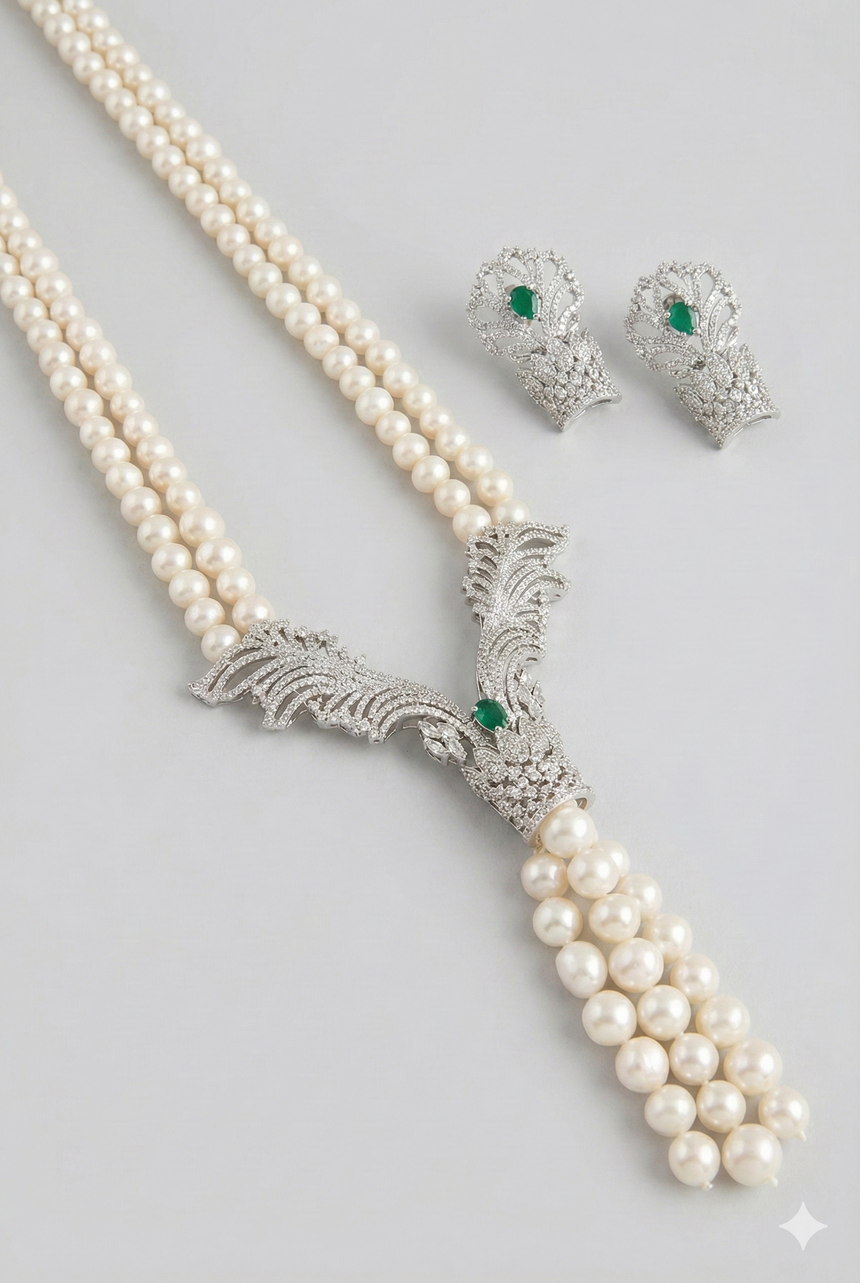 Parineeta real pearl set