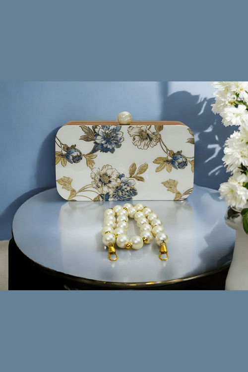 Sabia printed wooden clutch