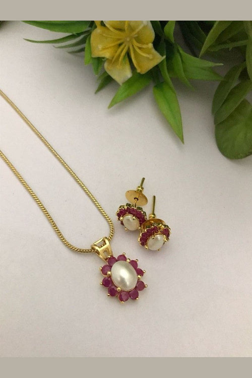 Real pearl Sanskruti sleek pendant set