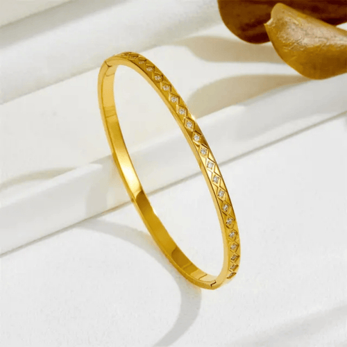 Shoperly B-109- 18k Gold Plated Stainless Steel Tarnish Free Waterproof Female Jewellery
