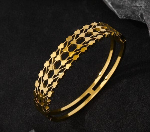 Shoperly B-156  18k Gold Plated Stainless Steel Tarnish Free Waterproof Female Jewellery