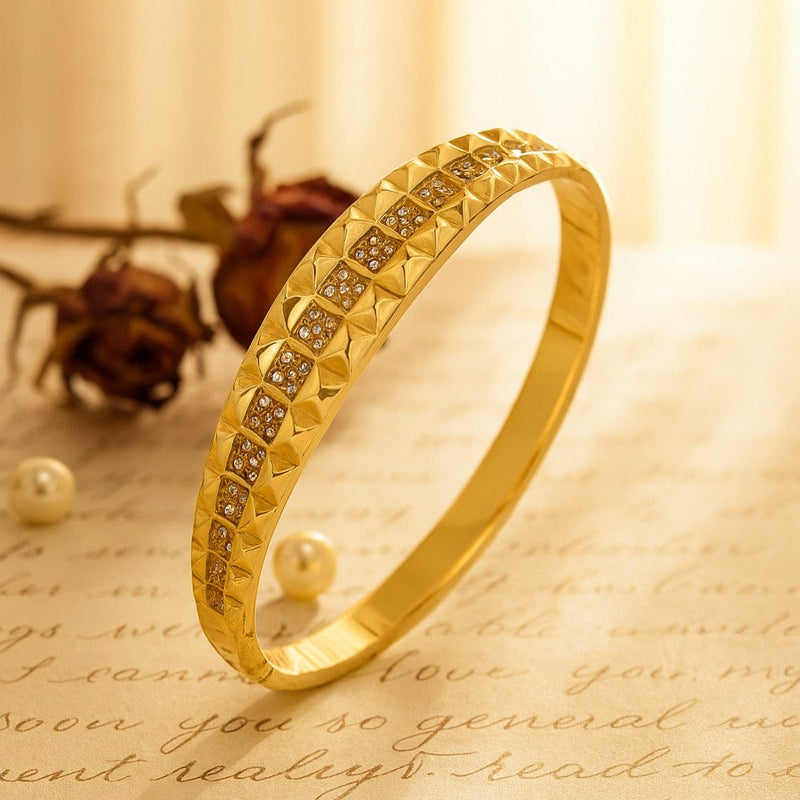 Shoperly B-158  18k Gold Plated Stainless Steel Tarnish Free Waterproof Female Jewellery
