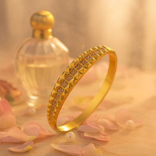 Shoperly B-158  18k Gold Plated Stainless Steel Tarnish Free Waterproof Female Jewellery