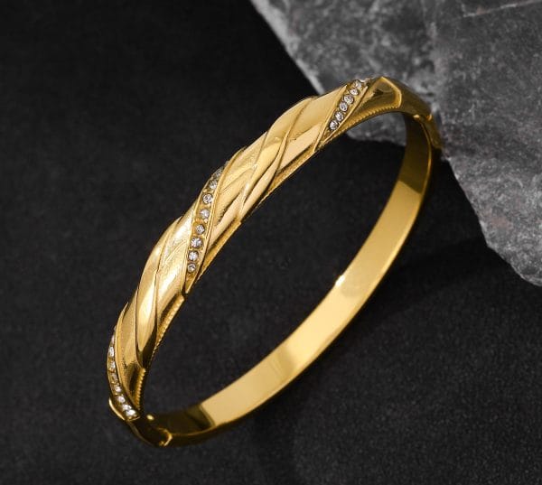 Shoperly B-164 18k Gold Plated Stainless Steel Tarnish Free Waterproof Female Jewellery