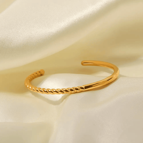 Shoperly Bracelets B-111– 18k Gold Plated Stainless Steel Tarnish Free Waterproof Female bracelet
